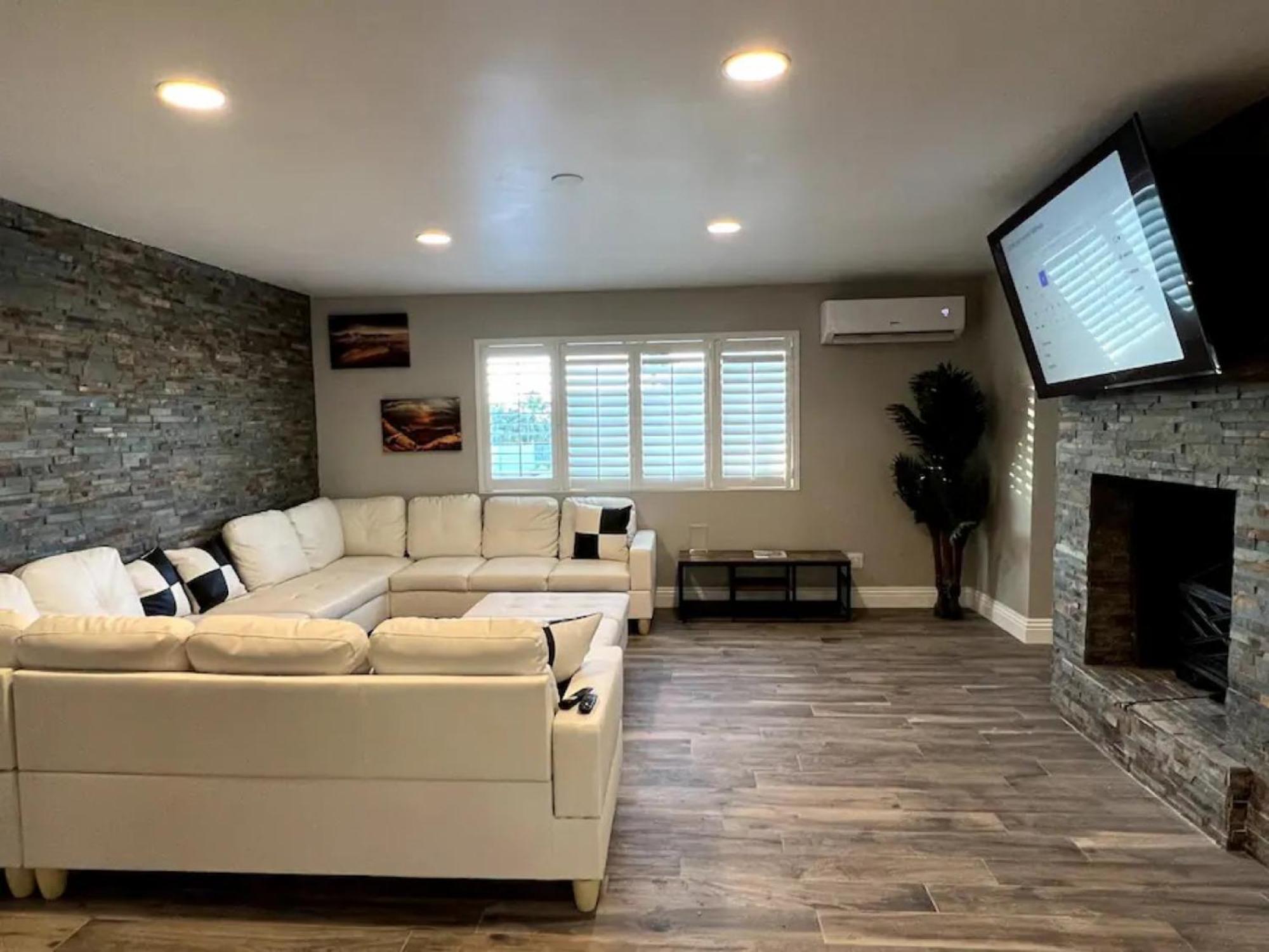 Lux Private Home - Pool, Billiards, 8 Smart Tvs, Board Games, Cotton Bedding - The Stone Sanctuary At Mccullough Hills Trailhead Las Vegas Exterior foto